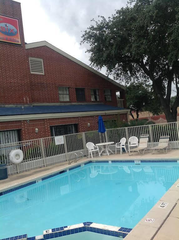 Motel 6-Houston, Tx - Brookhollow Eksteriør billede